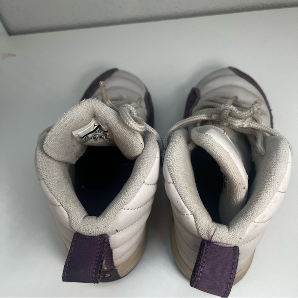 Jordan 12 Retro Desert Sand Little Kids 510816-001 Purple Shoes Youth Size 12C - Picture 8 of 9